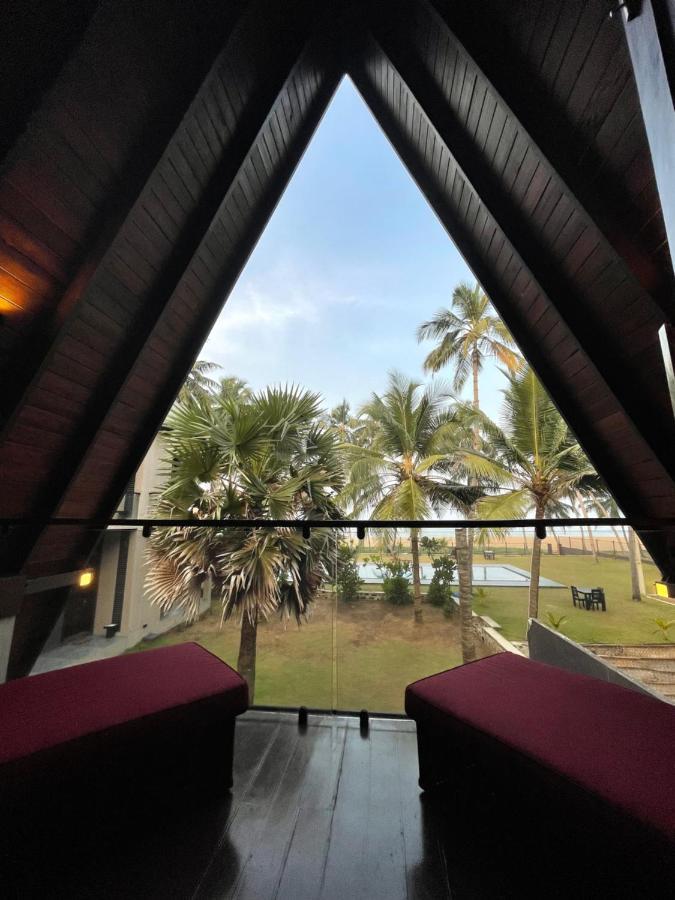 Soluna Beach Resort Marawila Extérieur photo
