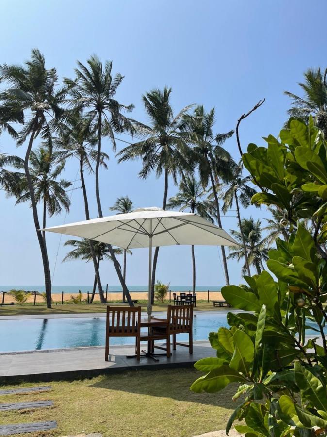 Soluna Beach Resort Marawila Extérieur photo