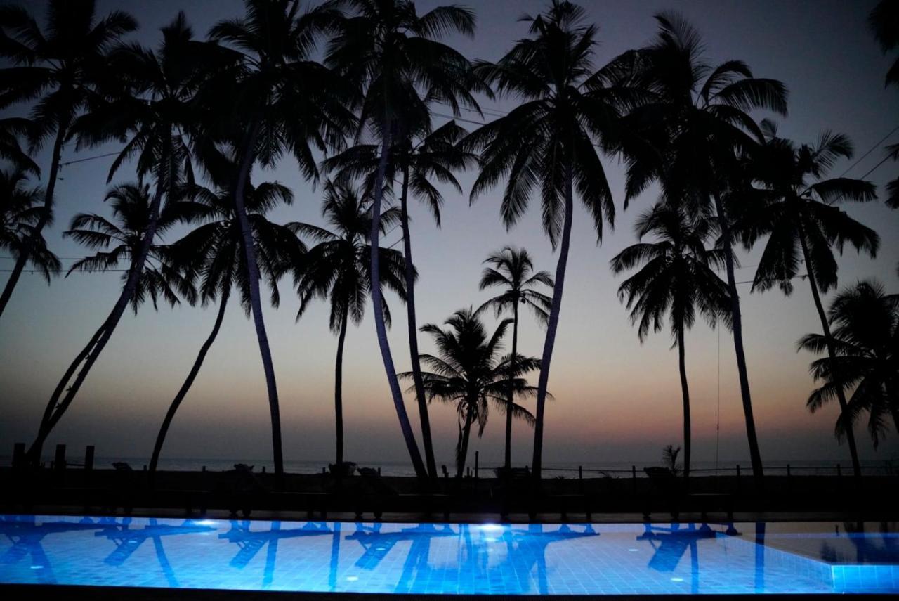 Soluna Beach Resort Marawila Extérieur photo