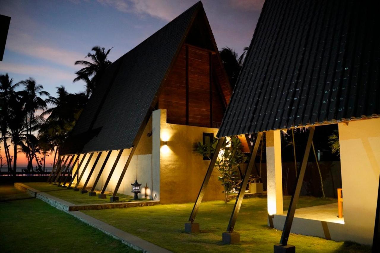Soluna Beach Resort Marawila Extérieur photo